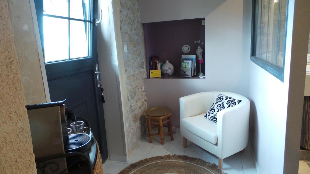 Chambre D'Hotes Le Paon Blanc Monprimblanc Exteriér fotografie